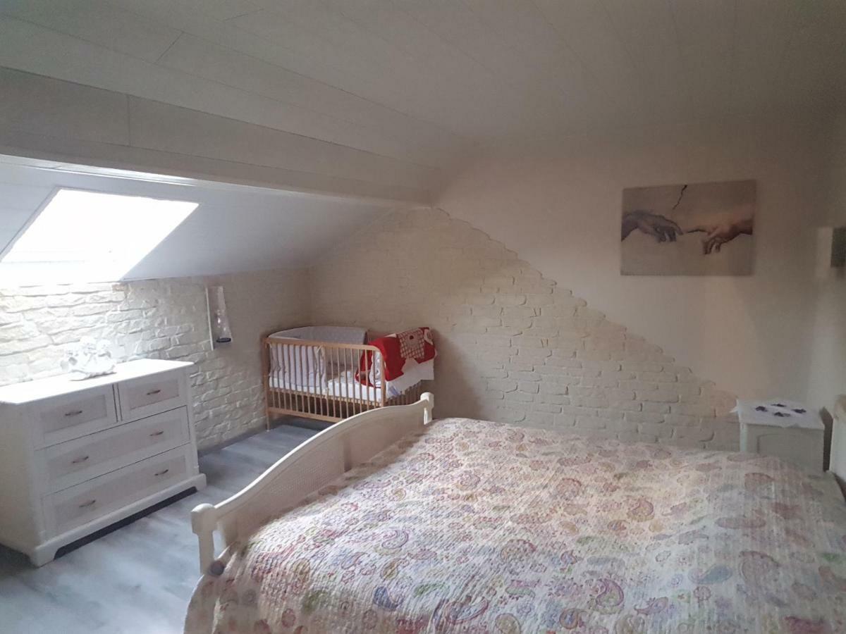 La Belle Endormie - Appartement A Fenetrange Luaran gambar